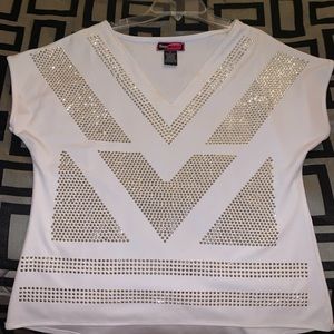 !NEW! White Jeweled Top 🤍